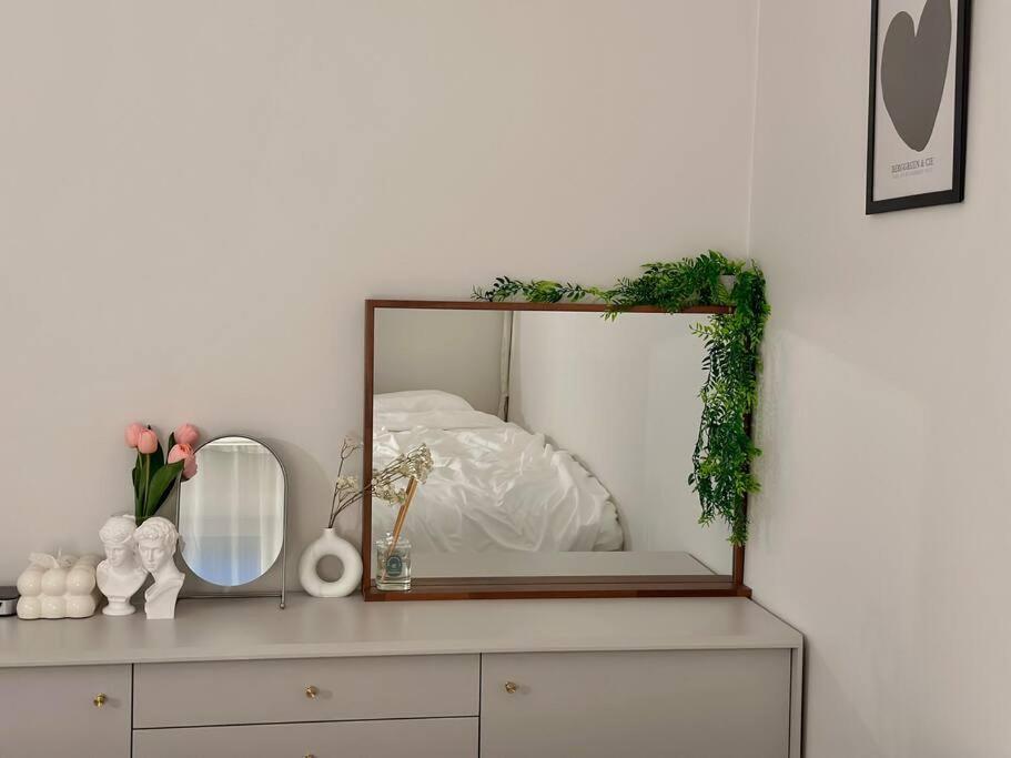 Calming Place, Apartment Seoul